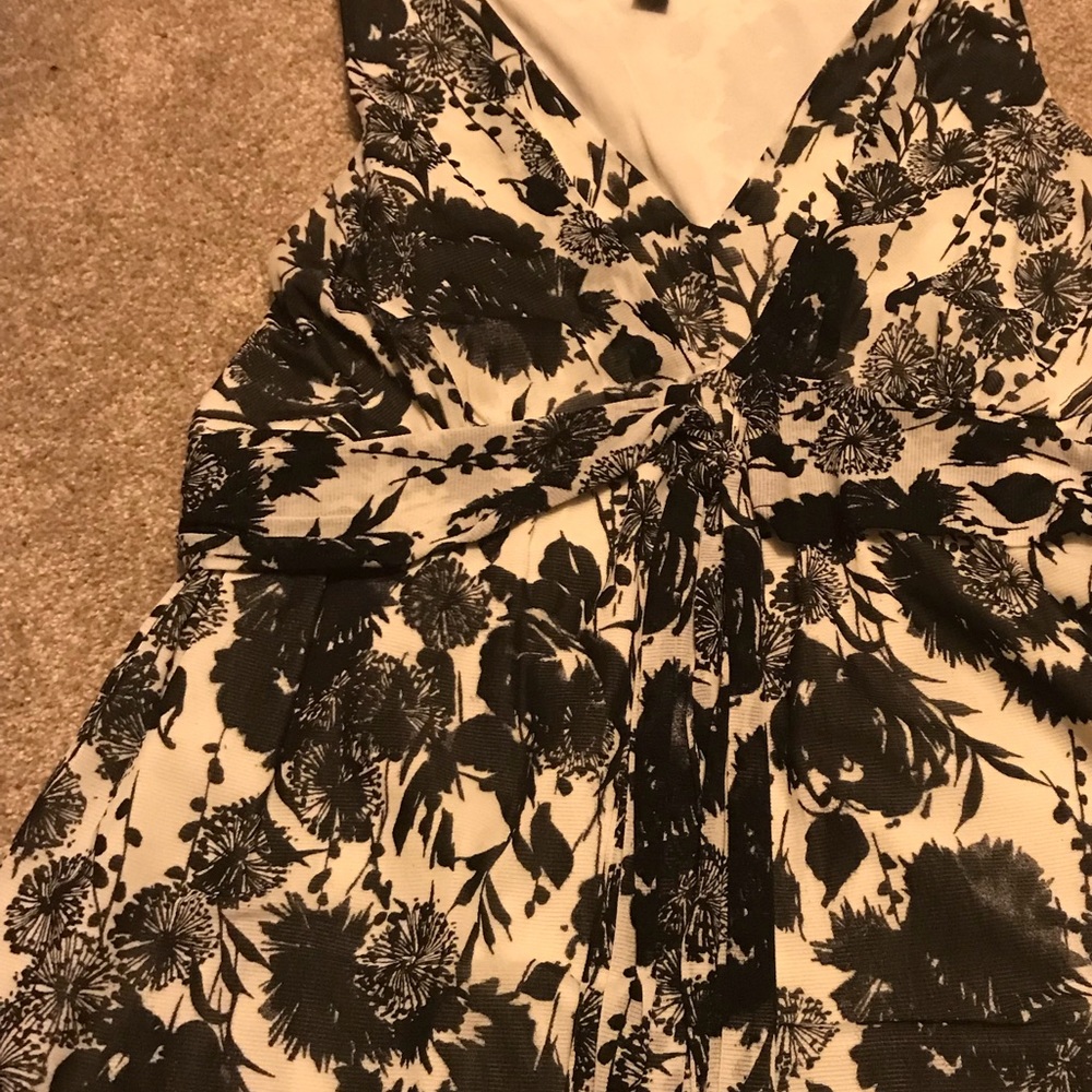 Black and white dressy tank top